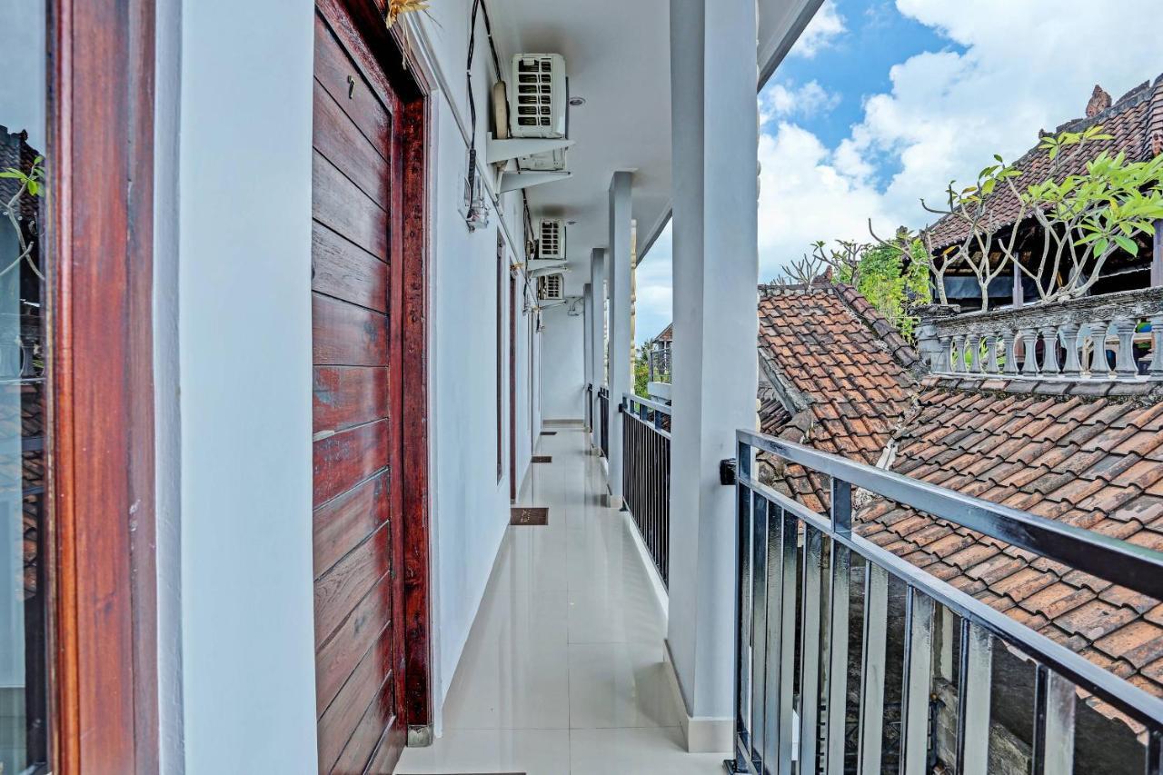 Oyo 91080 Kubu D&D Guesthouse Seminyak Esterno foto