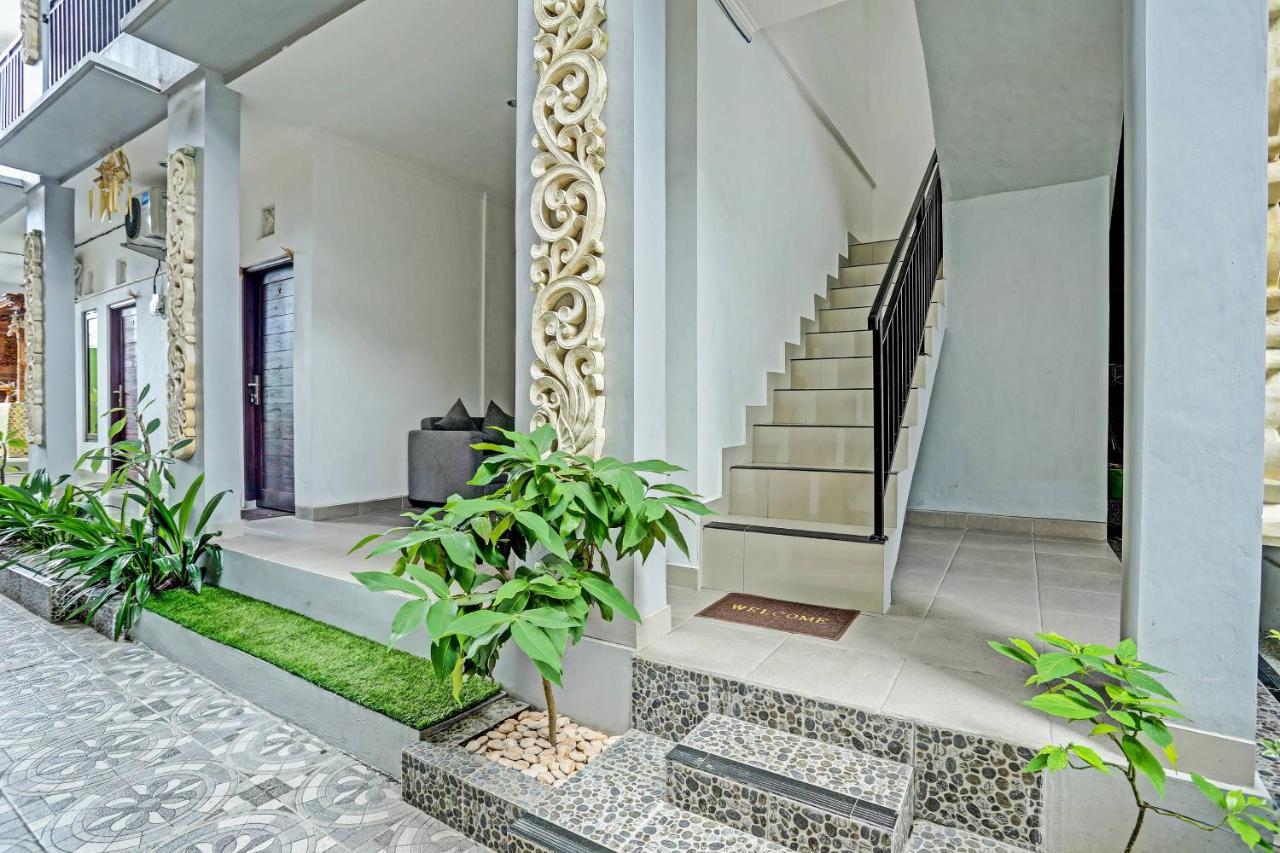 Oyo 91080 Kubu D&D Guesthouse Seminyak Esterno foto