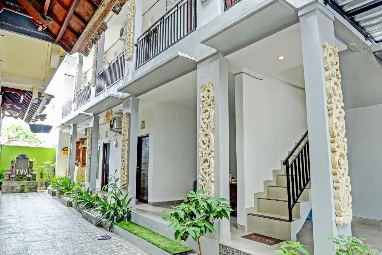 Oyo 91080 Kubu D&D Guesthouse Seminyak Esterno foto